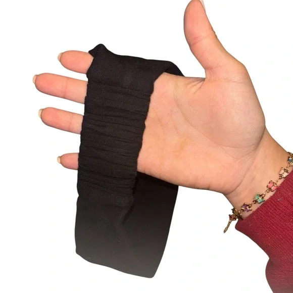 Harley-Davidson Black Headband with Red and Silver Rhinestones - Picture 3 of 4